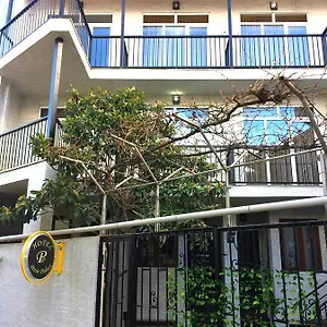 Petre Palace 3* Тбилиси